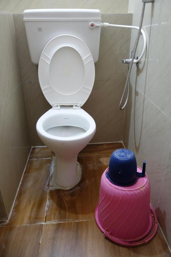 Hotel Hcb Brahmapur Ngoại thất bức ảnh